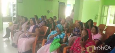 शिवहर: डुमरी कटसरी सामुदायिक स्वास्थ्य केंद्र पर प्रभारी डॉ ने स्वास्थ्य कर्मी के साथ की बैठक, गर्मी को देखते हुए किया अलर्ट