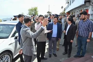 शिमला ग्रामीण: मुख्य सचिव ने  संकट मोचन हनुमान मंदिर व तारा देवी मंदिर का निरीक्षण किया