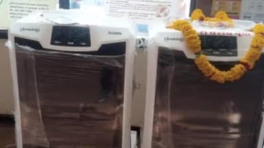 बूंदी: भीषण गर्मी को देखते हुए रोटरी क्लब ने सामान्य चिकित्सालय में भेंट किए दो कूलर