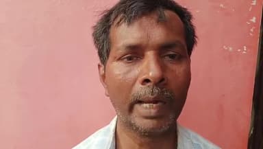 गोपालगंज: काली स्थान रोड में जमीन का दाखिल खारिज करने गए एक युवक को कर्मचारी ने पीटा, बोले जख्मी युवक मनोज कुमार