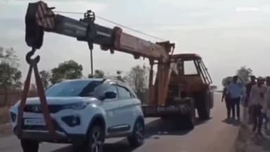 गुलाना: सलसलाई के पास सारंगपुर-अकोदिया मार्ग पर कार और मोटरसाइकिल की हुई टक्कर, हादसे में मोटरसाइकिल सवार युवक की हुई माैत