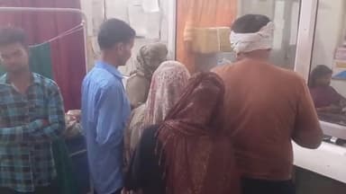 हाथरस: गांव कुम्हरई में कुछ लोगों ने 1 युवती को मारपीट कर किया घायल, पुलिस घायल युवती का जिला अस्पताल में कराया डॉक्टरी परीक्षण