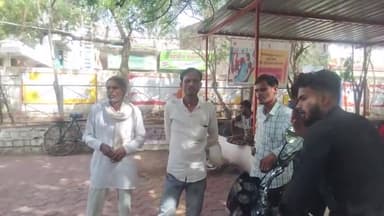 गुना नगर: चौधरी मोहल्ले में पत्नी की साड़ी से फांसी का फंदा बनाकर व्यक्ति ने की आत्महत्या