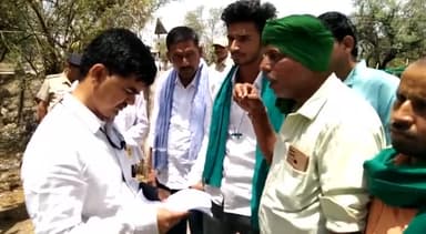 नहर की मांग को लेकर किसानों ने किया चुनाव का बहिष्कार तो पुलिस ने किसान नेताओं को लिया पुलिस अभिरक्षा में। मुख्यमंत्री जी से मुलाकात भी की

अपने क्षेत्र  की खबरों के लिए डाउनलोड करें पब्लिक (Publi