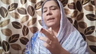 कोल: पूर्व सपा नेत्री रुबीना खानम ने सपा-कांग्रेस पर लगाया हिन्दूओं के खिलाफ जिहाद छेड़ने का आरोप, वीडियो बनाकर जारी किया बयान