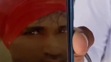 करनाल: गांव बालू के नहर किनारे मिली एक व्यक्ति की डेड बॉडी। पुलिस ने कब्जे में लेकर करवाया पोस्टमार्टम।