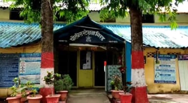 समुद्रपूर: खेक येथे पुतण्याला काका व त्यांच्या मुलाने जागेच्या कारणावरून बांबूच्या काठीने व लाथाबुक्क्यांनी मारहाण करून केले जखमी