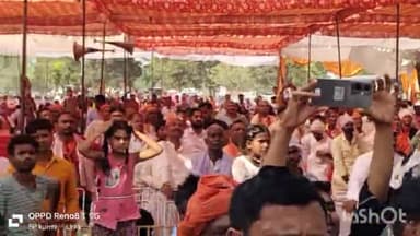 मिहींपुरवा: उर्रा के कारी कोट मन्दिर परिसर पहुंचे डिप्टी सीएम केशव प्रसाद मौर्या ने भाजपा प्रत्याशी के पक्ष में किया चुनावी जनसभा