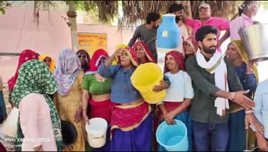नीम का थाना: नीमकाथाना के मांकडी मे पेयजल की मांग को लेकर महिलाओं ने किया प्रदर्शन मांगे नही मानने पर होगा उग्र आंदोलन