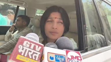 भोगांव: भोगांव पहुंचीं सपा प्रत्याशी डिंपल यादव ने मतदान प्रक्रिया को लेकर दिया बड़ा बयान