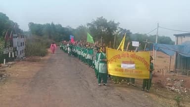 आज कस्तुरबा गाँधी बालिका विध्यालय मझगाँव के छात्राओं ने मतदाता जागरुकता रैली  निकाली,रैली के दौरान पड़सा चौक में नुक्कड़ .
