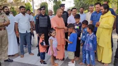 गोरखपुर: आज गोरखपुर आएंगे मुख्यमंत्री योगी आदित्यनाथ, गोरख़नाथ मंदिर में करेंगे रात्रि विश्राम