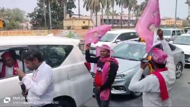 शिव शंकर प्रजापति जी सांसद प्रत्याशी गोरखपुर सदर भागीदारी पार्टी के नामांकन कार्यक्रम में उपस्थित रहा