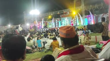 अवंतिका पार्क गजरौला में श्याम मित्र मंडल द्वारा आयोजित दूसरे दिन के कार्यक्रम में शिव भोले बाबा के भजन ने किया दर्शकों को मंत्रमुग्ध