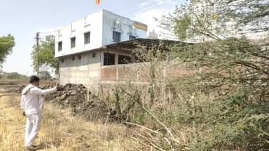 मंदसौर: पशुपतिनाथ मंदिर के पास द्वारकाधीश मंदिर से लगे नाले की भूमि पर रास्ते के अवैध निर्माण को लेकर तहसीलदार से की गई शिकायत