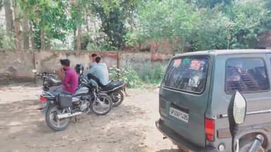 मितौली: सवारी की तलाश में पिपरी कलां गांव के पास सड़क पर खड़े युवक को अज्ञात वाहन ने मारी टक्कर, युवक की मौके पर हुई मौत