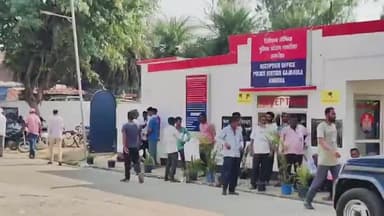 धनौरा: टेवा फैक्ट्री के सामने अधिवक्ता व पालिका कर्मचारियों के बीच हुई मारपीट, केस दर्ज होने के बाद कर्मियों ने किया हंगामा