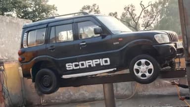 जगाधरी: अमादलपुर में बकरियों की चोरी में इस्तेमाल हुई गाड़ी को मालिक ने बुढ़िया साहिब गुरुद्वारा के सामने पकड़ा, चालक हुआ फरार