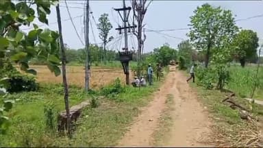 कटंगी: टुईयापार पंचायत के चोर पिण्डेकपार में 15 दिन से ट्रांसफार्मर खराब होने से खेतों में नहीं हो पा रही सिंचाई, किसान परेशान