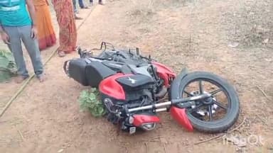 ब्यौहारी: तेज रफ्तार बाइक अनियंत्रित होकर सड़क पर गिरी, बाइक  चालक की मौके पर मौत, ब्यौहारी के सनौसी गांव की घटना