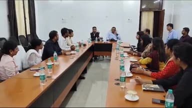 जहानाबाद: समाहरणालय में 2023 बैच की 11 प्रशिक्षु IAS अधिकारियों का हुआ आगमन, निर्वाचन व अन्य कार्यों को लेकर दिया गया प्रशिक्षण