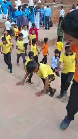 बच्चो के साथ नालंदा विश्वविद्यालय देखने गए। बहुत अच्छा लगा।