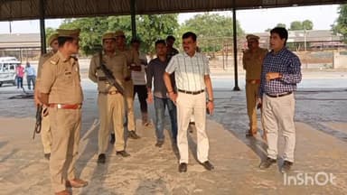 हरदोई: नवीन गल्ला मंडी में जिलाधिकारी एमपी सिंह ने लिया मतगणना की तैयारियों का जायजा, दिए आवश्यक दिशानिर्देश