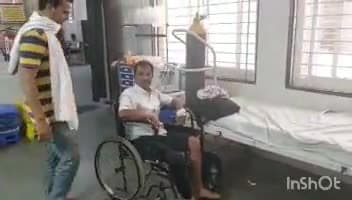 घोड़ाडोंगरी: मेहकार गांव के पास बाइक अनियंत्रित होकर पेड़ से टकराई, बाइक सवार 2 लोग हुए घायल