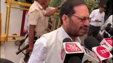 पटना ग्रामीण: सरकारी स्कूलों के सुबह 6 बजे से संचालन को लेकर बोले भाजपा विधायक ज्ञानेंद्र सिंह ज्ञानू, कहा- ये क्रूरता है