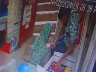 धनौरा: मोहल्ला फाजलपुर में साइबर कैफे से ₹15 हजार लेकर युवक व युवती फरार