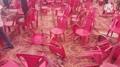 पचरुखी: बड़कागांव में आयोजित मुख्यमंत्री नीतीश कुमार की चुनावी सभा में ग्रामीणों ने किया हंगामा, सैकड़ों कुर्सियां टूटी