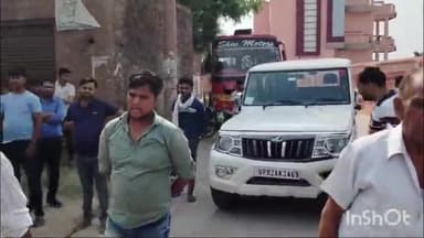 एटा: बोलेरो कार सवार ने ईको कार में मारी टक्कर, तीन लोगों को आई चोट,स्थानीय लोगों द्वारा तत्काल CHC में कराया भर्ती