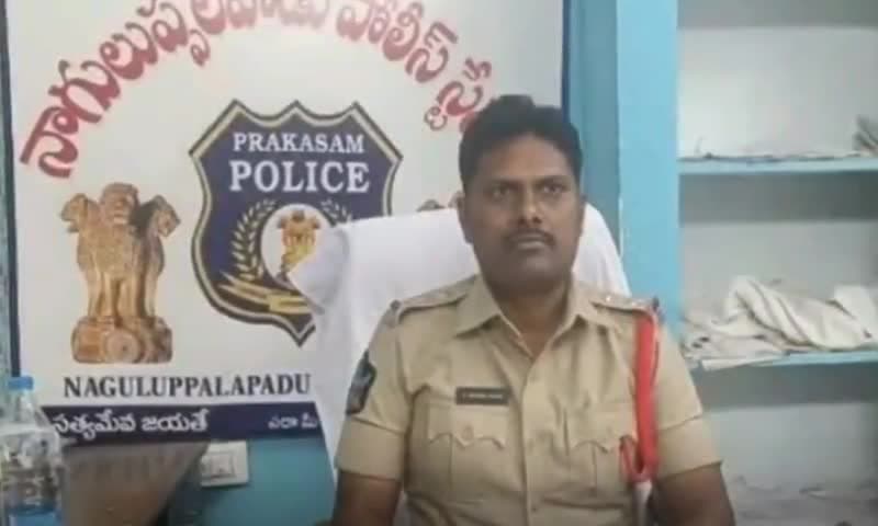 నాగులుప్పలపాడు: సంతనూతలపాడు: కౌంటింగ్ సందర్భంగా గ్రామాల్లో అవాంఛనీయ ఘటనలు చోటు చేసుకోకుండా చర్యలు: నాగులుప్పలపాడు ఎస్సై బ్రహ్మనాయుడు