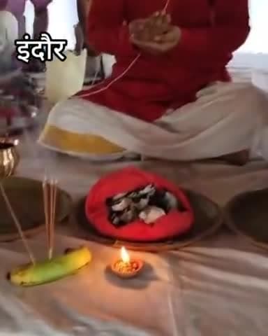 इंदौर: कृष्णपुरा की क्षत्रियों पर 100 से अधिक लावारिस लाशों की अस्थियों का किया गया तर्पण
