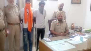 ਨੂਰਮਹਿਲ: ਥਾਣਾ ਨੂਰਮਹਿਲ ਦੀ ਪੁਲਿਸ ਨੇ ਬਾਠ ਪਿੰਡ ਵਿਖੇ ਬੰਦ ਪਏ ਘਰ ਦੇ ਵਿੱਚ ਚੋਰੀ ਕਰਨ ਵਾਲੇ ਦੋ ਚੋਰਾਂ ਨੂੰ ਚੋਰੀ ਦੇ ਸਮਾਨ ਦੇ ਨਾਲ ਕੀਤਾ ਗ੍ਰਿਫਤਾਰ