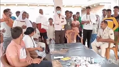 वारिसलीगंज: बलवापर गांव पहुंचे सिविल सर्जन, डायरिया से संक्रमित मरीजों से किया मुलाकात, मेडिकल टीम को दिया कई निर्देश