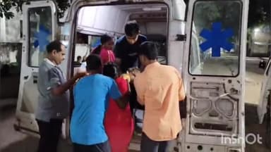 सोनो: दादपुर मोड़ के पास बोलेरो में ट्रक ने मारी टक्कर, मुंडन करवाकर लौट रहे वाहन पर सवार आधा दर्जन लोग हुए घायल