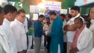 गाडरवारा: जिला प्रशासन के नाम पर नगर परिषद सदस्यों का विज्ञापन दिया गया,, ओवर ब्रिज के संबंध में,