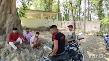 लखीमपुर: दोस्त से मिलकर घर वापस आ रहे बाइक सवार युवक को बंजरिया ईंट भट्ठे के पास अज्ञात वाहन ने मारी टक्कर, मौके पर हुई मौत