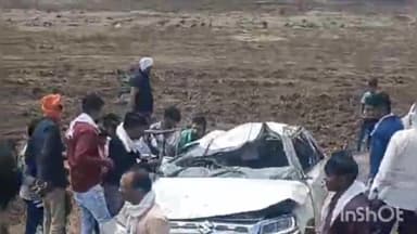 सारंगपुर: NH52 हाईवे मऊ के पास कार अनियंत्रित होकर पलटने से 1 बच्चे की उपचार के दौरान हुई मौत, 1 बच्चे की मौके पर हुई थी मौत
