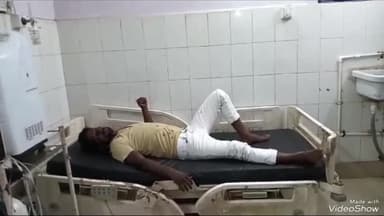 देवघर: सदर अस्पताल के मुख्य द्वार पर ऑटो ने बाइक को मारी टक्कर, बाइक चालक गंभीर रूप से हुआ घायल