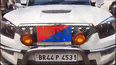 बक्सर: बक्सर स्थित गाेलम्बर के समीप गंगा पुल से एक युवती के नदी में कुदने की सूचना  पुलिस रही हलकान