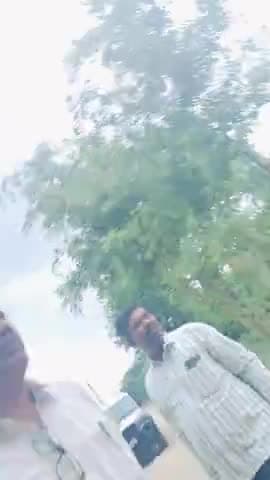 कुंजी स्कूल से लेकर गायत्री चौक कुर्जी मोड़ तक का रोड का ठेकेदार सुबोध सिंह पिता धीरेंद्र सिंह का बेटा का दादागिरी देखिए