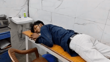 सिंगरौली: बैढन तालाब रोड स्थित आरिफ बैंड की दुकान के पास सरहंगो ने दुकान संचालक एवं एक अन्य के साथ की जमकर मारपीट, मामला दर्ज