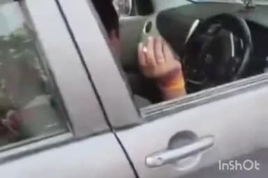 बरेली: इज्जत नगर थाना क्षेत्र में दारू के नशे में कर चला रहे एक व्यक्ति ने बाइक सवार को मारी टक्कर वीडियो वायरल