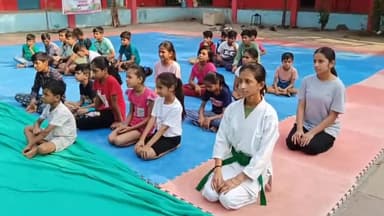 सुसनेर: सुसनेर में खेल एवं युवा कल्याण विभाग द्वारा आयोजित 'खेल प्रशिक्षण शिविर' का प्रशासनिक अधिकारियों ने किया शुभारंभ