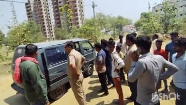 लखीमपुर: फरधान रेलवे स्टेशन के पास संदिग्ध परिस्थितियों में छत विक्षत अवस्था में मिला युवक का शव,पिता ने जताई हत्या की आशंका