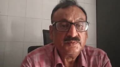 उदवंत नगर: प्राथमिक स्वास्थ्य केंद्र उदवंतनगर में जीएनएम व एएनएम को प्रशिक्षक ने प्रशिक्षण दिया