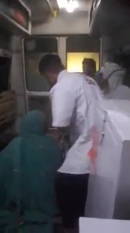 जलेसर: बोर्राकला में पैसों के लेन-देन में चाचा ने भतीजे को चाकू मारकर किया घायल।