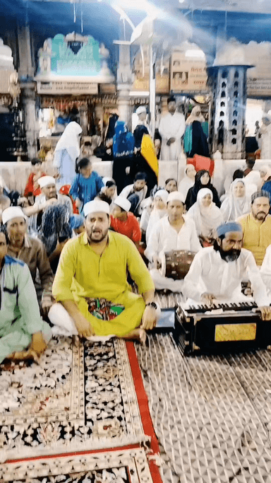 सारे राजा एक तरफ मेरा खुआजा एक तरफ
D7NEWS की टीम अजमेर शरीफ में